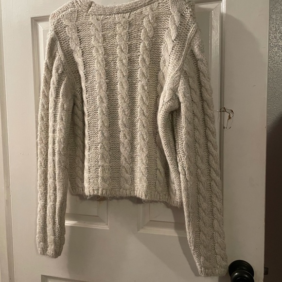 Zara sweater - Picture 3 of 4